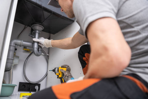 Best Emergency Plumber  in Oak Hill, OH